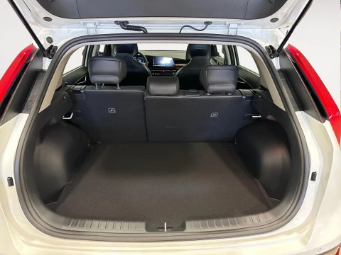 Kia Niro 1.6 GDi HEV 102kW (139CV) Drive