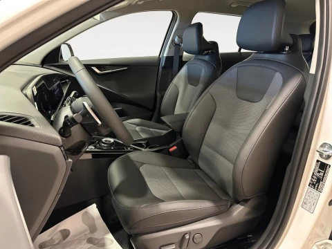 Kia Niro 1.6 GDi HEV 102kW (139CV) Drive