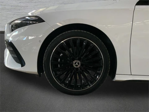 Mercedes-Benz Clase A 250 e Sedán