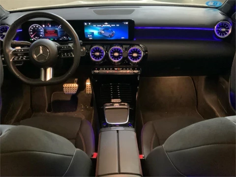 Mercedes-Benz Clase A 250 e Sedán