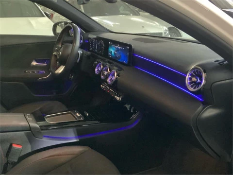 Mercedes-Benz Clase A 250 e Sedán