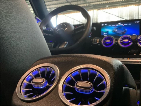 Mercedes-Benz Clase A 250 e Sedán