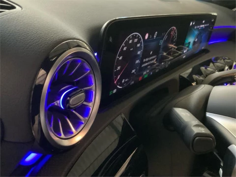 Mercedes-Benz Clase A 250 e Sedán