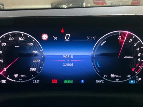 Mercedes-Benz Clase A 250 e Sedán