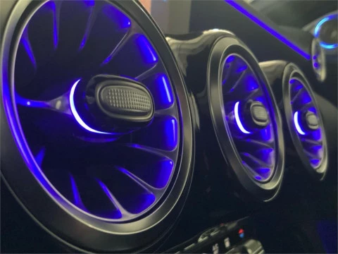 Mercedes-Benz Clase A 250 e Sedán