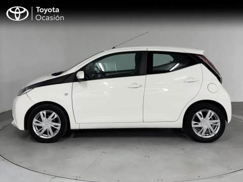 Toyota Aygo 1.0 70 x-play