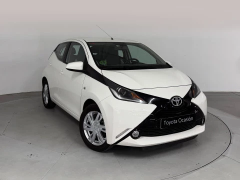 Toyota Aygo 1.0 70 x-play