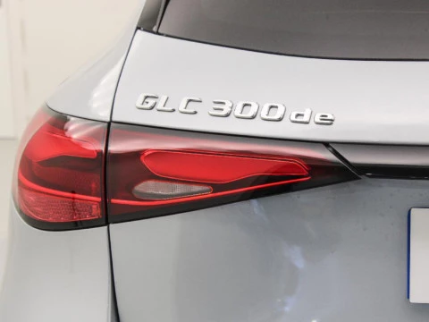 Mercedes-Benz Clase GLC 2.0 GLC 300 DE PHEV AUTO 4MATIC 333 5P