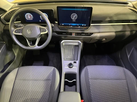 Volkswagen T-Roc Launch Edition 1.5 eTSI 85kW (116CV) DSG