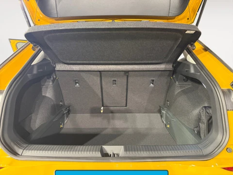 Volkswagen T-Roc Launch Edition 1.5 eTSI 85kW (116CV) DSG