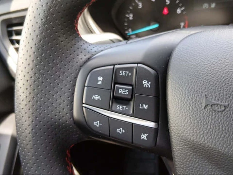 Ford Focus SportBreak 1.0 Ecoboost MHEV ST-Line Auto 114 kW (155 CV)