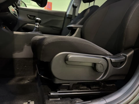 Hyundai Kona 1.0 TGDi 48V Maxx 4x2 88 kW (120 CV)