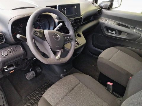 Opel Combo-e Cargo L 800kg Eléctrico 100kW Batería 5