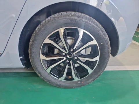 Renault Clio Techno full hybrid E-Tech 145 (103Kw)