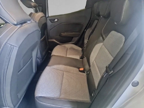 Renault Clio Techno full hybrid E-Tech 145 (103Kw)