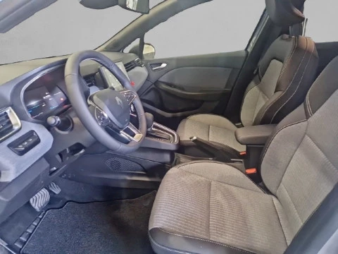 Renault Clio Techno full hybrid E-Tech 145 (103Kw)