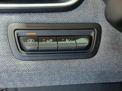 Renault Clio Techno full hybrid E-Tech 145 (103Kw)