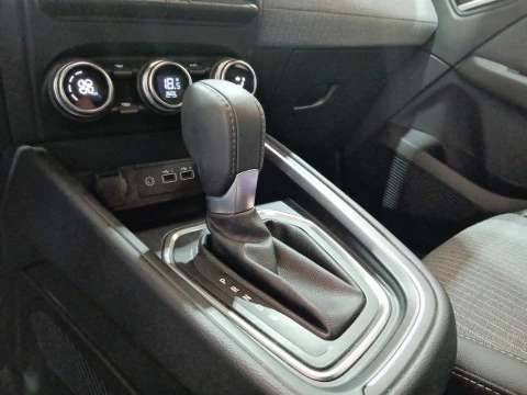 Renault Clio Techno full hybrid E-Tech 145 (103Kw)