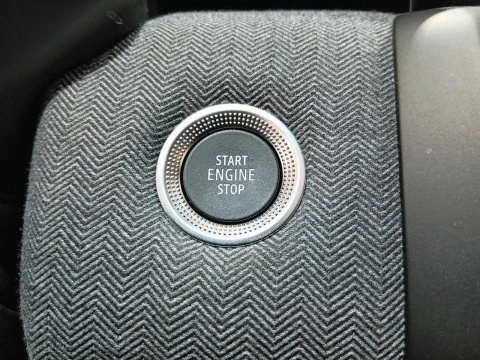 Renault Clio Techno full hybrid E-Tech 145 (103Kw)