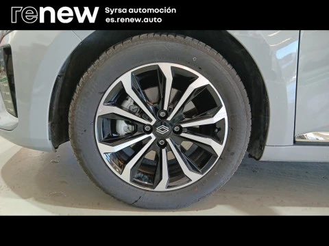 Renault Clio Techno full hybrid E-Tech 145 (103Kw)