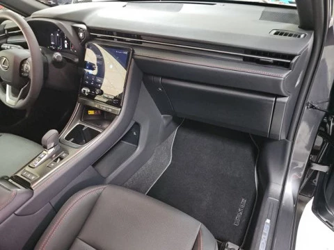 Lexus LBX 1.5 136cv HEV Elegant+ Black