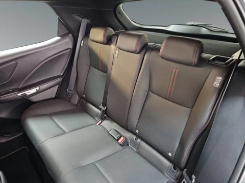 Lexus LBX 1.5 136cv HEV Elegant+ Black