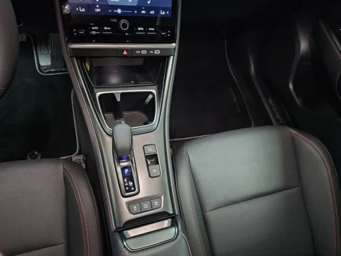 Lexus LBX 1.5 136cv HEV Elegant+ Black