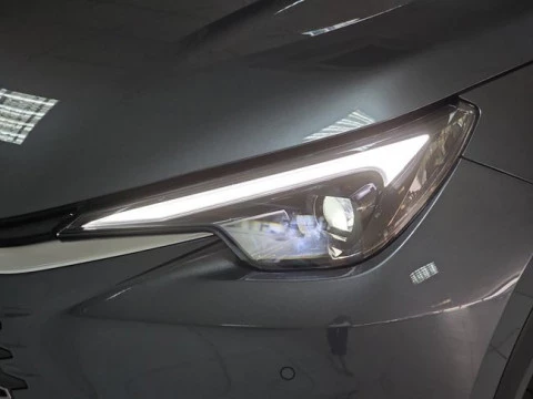 Lexus LBX 1.5 136cv HEV Elegant+ Black