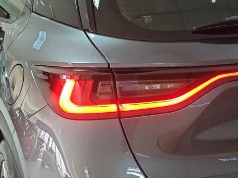 Lexus LBX 1.5 136cv HEV Elegant+ Black