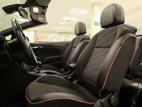 Opel Cabrio 1.4 Turbo SANDS Excellence 103 kW (140 CV)