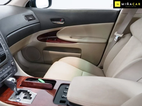 Lexus GS 300 Premium 183 kW (249 CV)