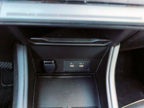 Renault Captur RENAULT CAPTUR TECHNO FULL HYBRID E-TECH 105KW