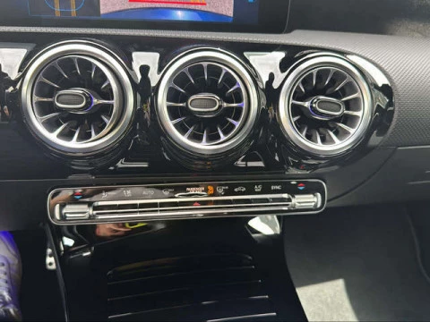 Mercedes-Benz Clase A 180 d 85 kW (116 CV)