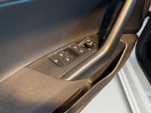 Volkswagen Polo SPORT 1.0 TSI 85KW (115CV) DSG