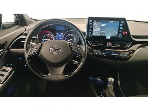 Toyota C-HR 5P Advance 180H e-CVT