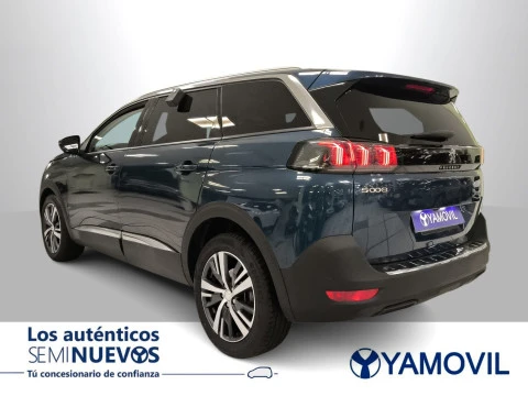Peugeot 5008 PureTech 130 SANDS Allure Pack EAT8 96 kW (130 CV)