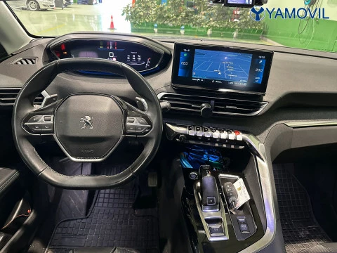 Peugeot 5008 PureTech 130 SANDS Allure Pack EAT8 96 kW (130 CV)