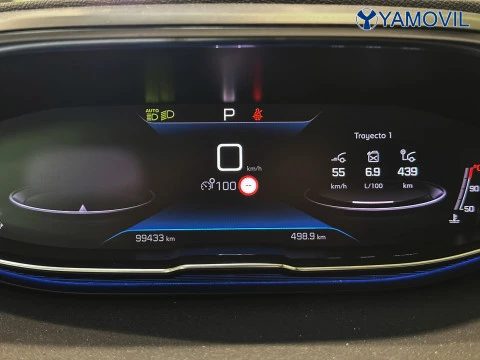 Peugeot 5008 PureTech 130 SANDS Allure Pack EAT8 96 kW (130 CV)