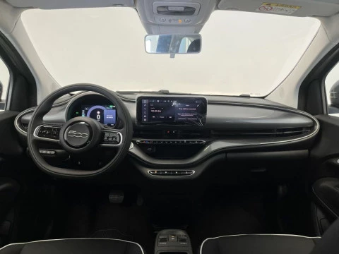Fiat 500 BEV 42KWH MONOTRIM 118 4P