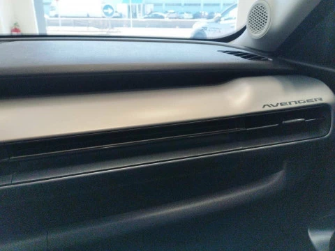 Jeep Avenger BEV 115kW (156CV) Altitude