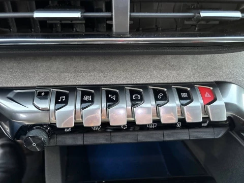 Peugeot 3008 Hybrid 300 e-EAT8 GT