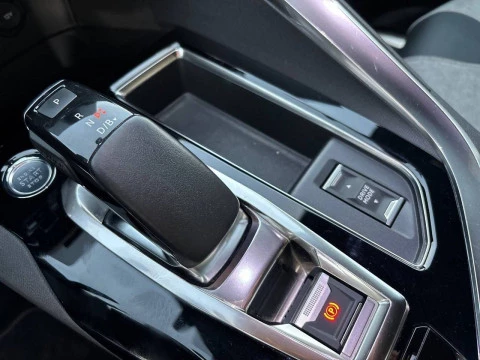 Peugeot 3008 Hybrid 300 e-EAT8 GT