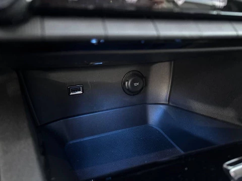 Peugeot 3008 Hybrid 300 e-EAT8 GT