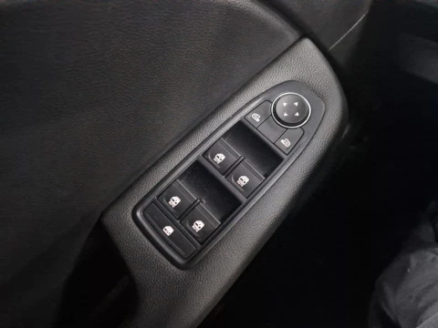 Renault Clio Evolution full hybrid E-Tech 145 (103Kw)