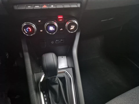 Renault Clio Evolution full hybrid E-Tech 145 (103Kw)