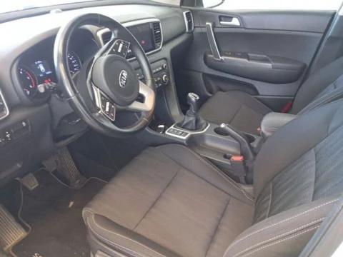 Kia Sportage 1.6 CRDi MHEV 100kW (136CV) Business 4x4