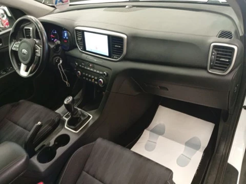 Kia Sportage 1.6 CRDi MHEV 100kW (136CV) Business 4x4