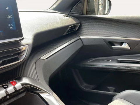 Peugeot 3008 PureTech 130 S&S Allure Pack 96 kW (130 CV)