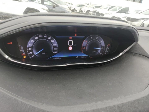 Peugeot 3008 1.5 BlueHDi 96kW (130CV) S&S Allure