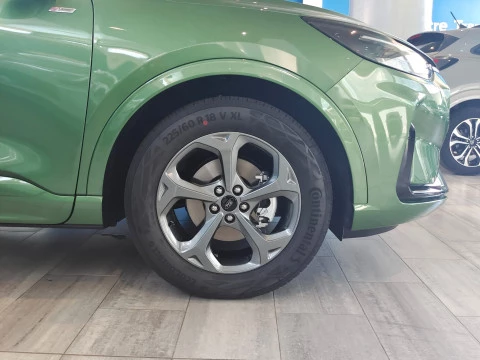 Ford Kuga ST-Line 2.5 Duratec FHEV 132kW Auto